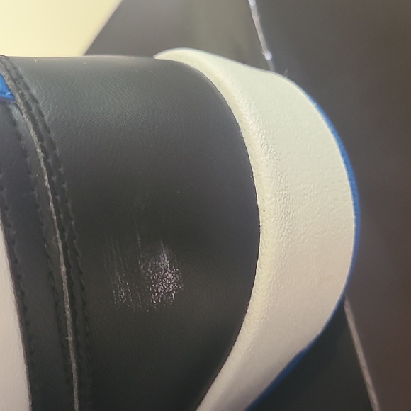 Jordan 1.5 Reverse Fragment Sneakers in size 9. - Picture 6 of 12